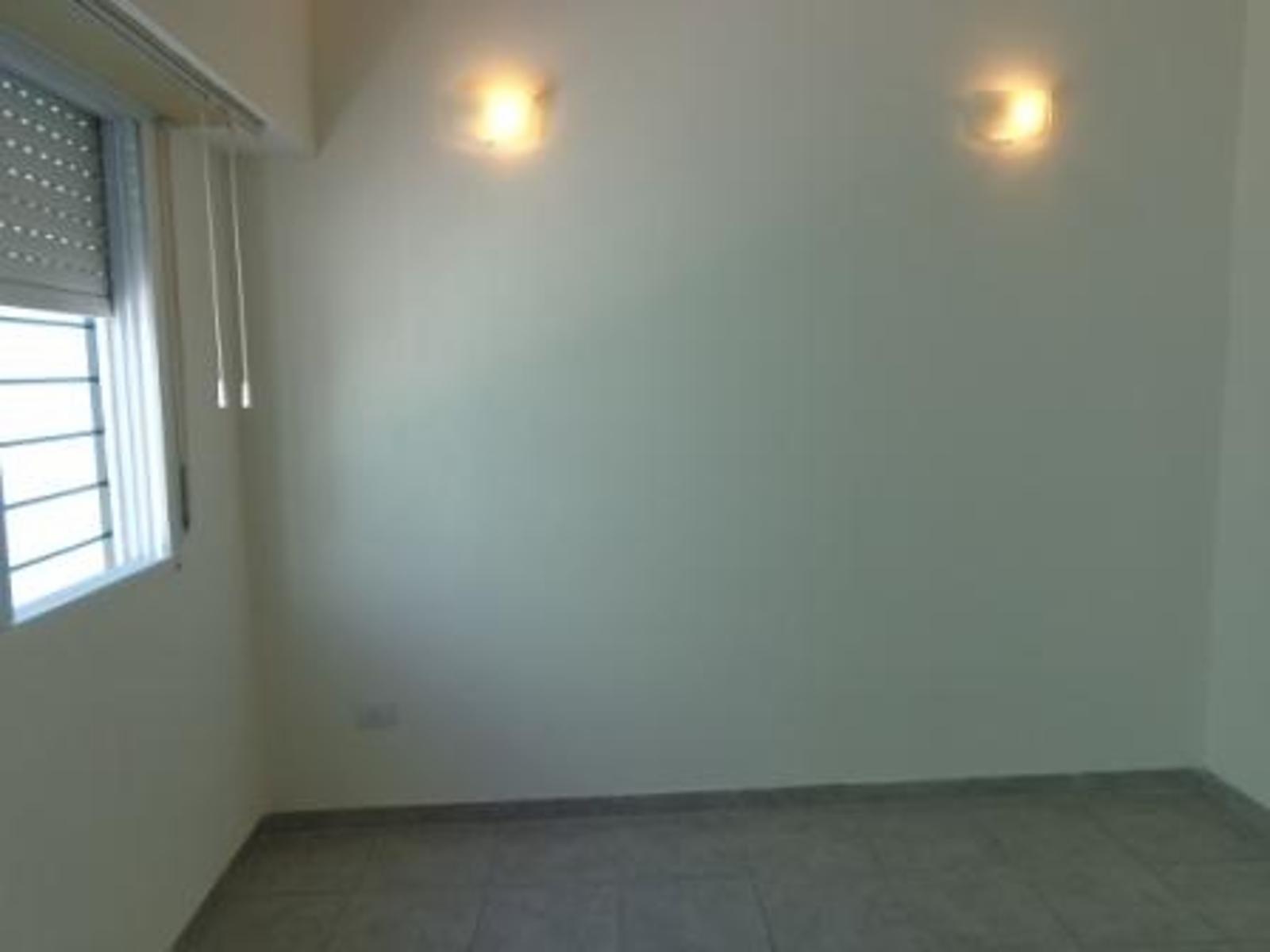Berutti 1075 Depto B · Quilmes — foto 7