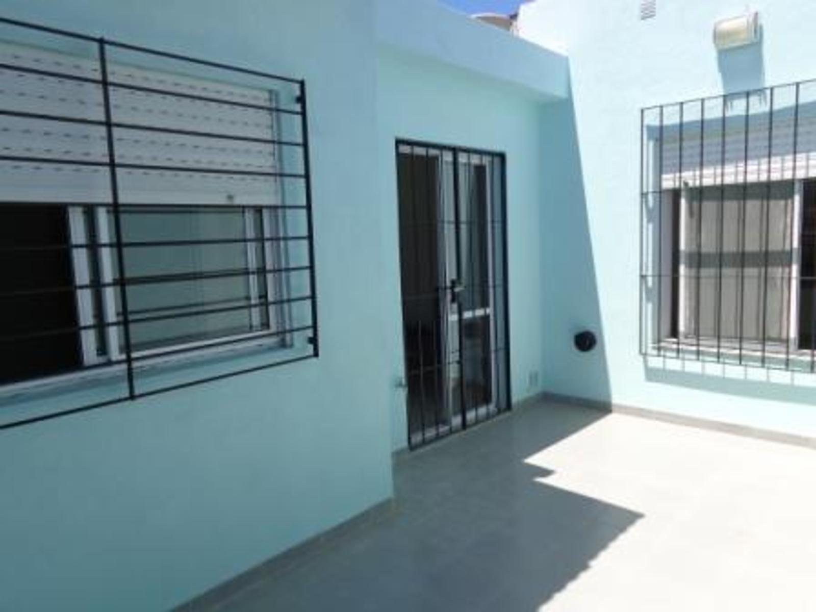 Berutti 1075 Depto B · Quilmes — foto 8