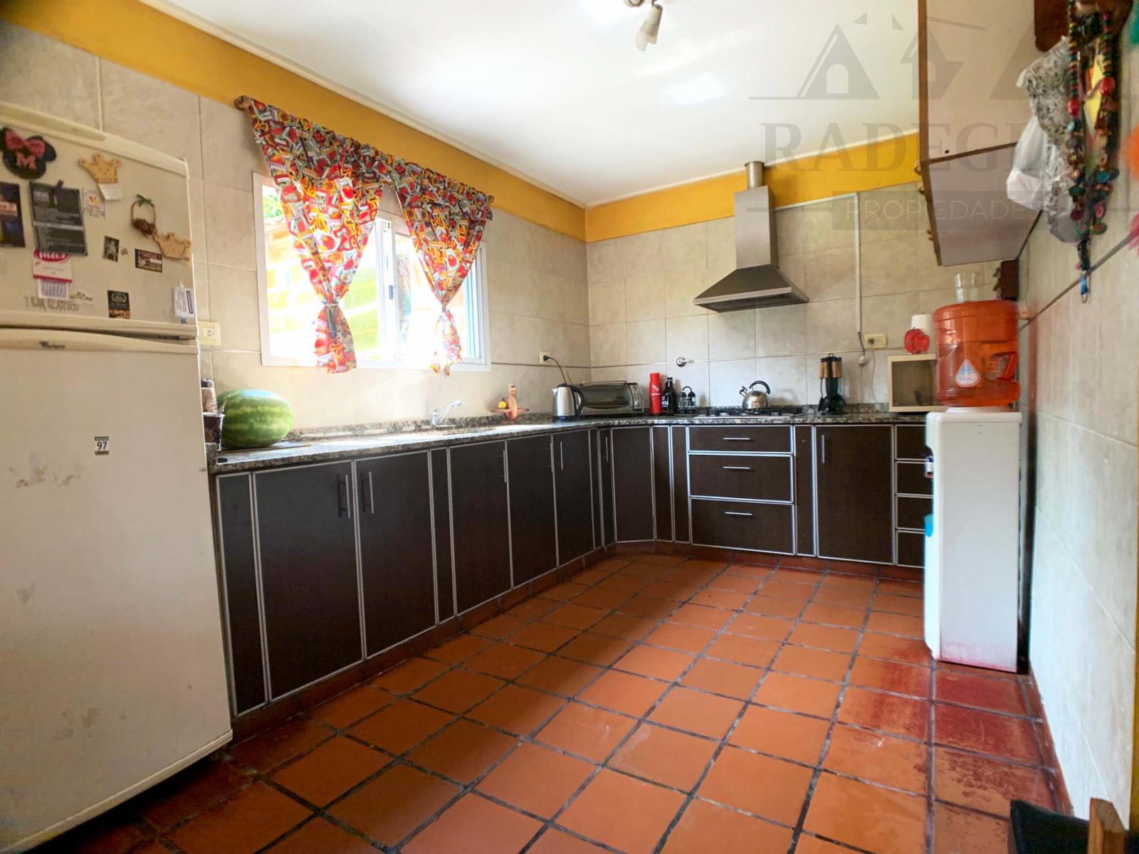 Moreno 560- Burzaco · Almirante Brown — foto 3