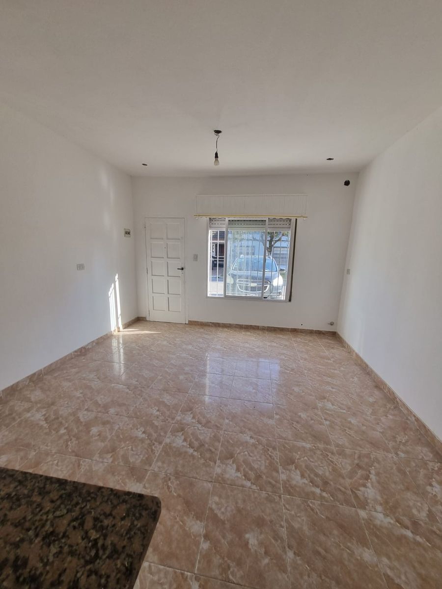 MELO 969 · Lomas De Zamora — foto 3