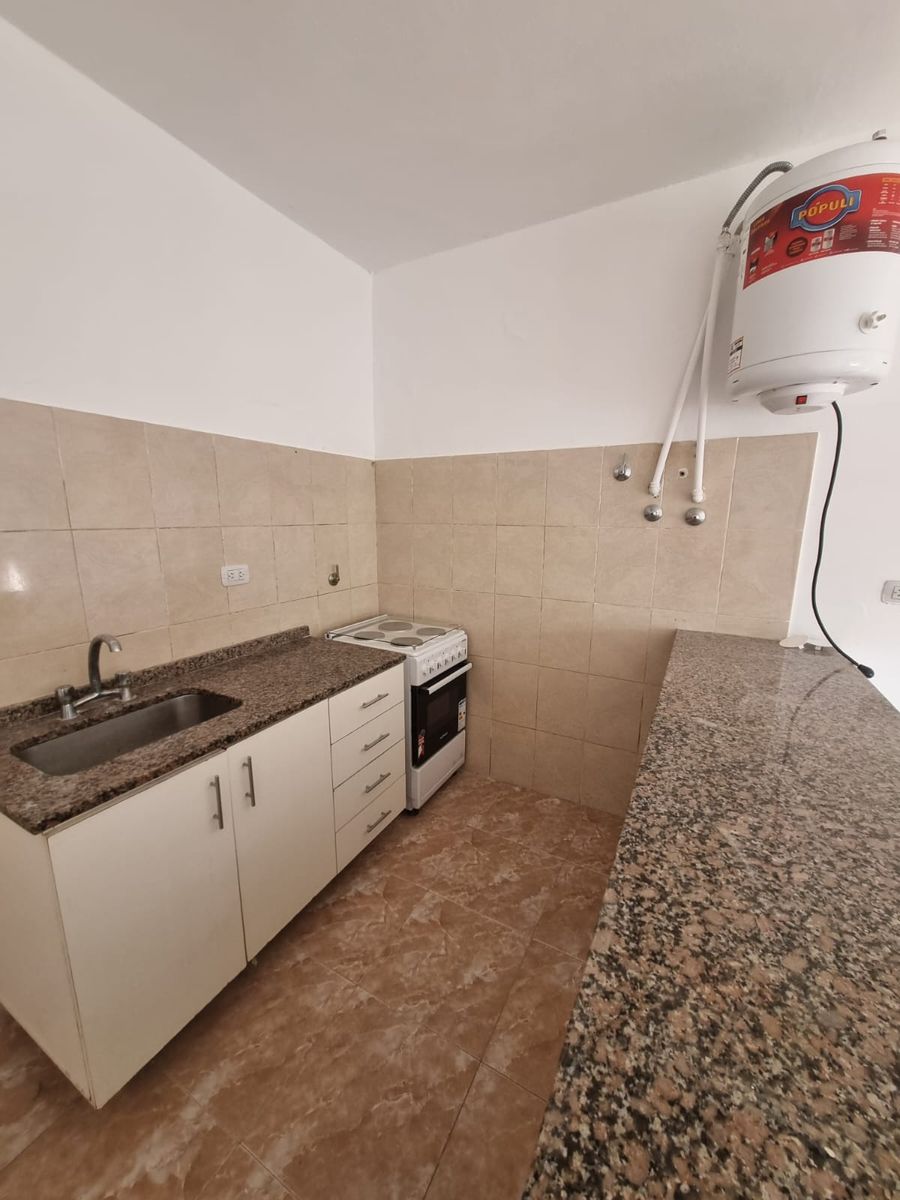 MELO 969 · Lomas De Zamora — foto 4