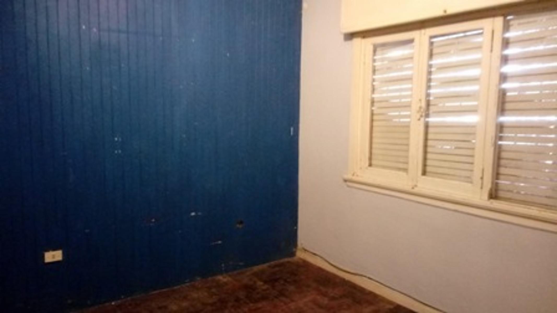Chalet clásico en Ituzaingó Norte. Escucho ofertas