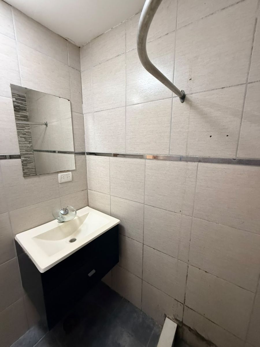 LOS TOLDOS 341 · Hurlingham — foto 12