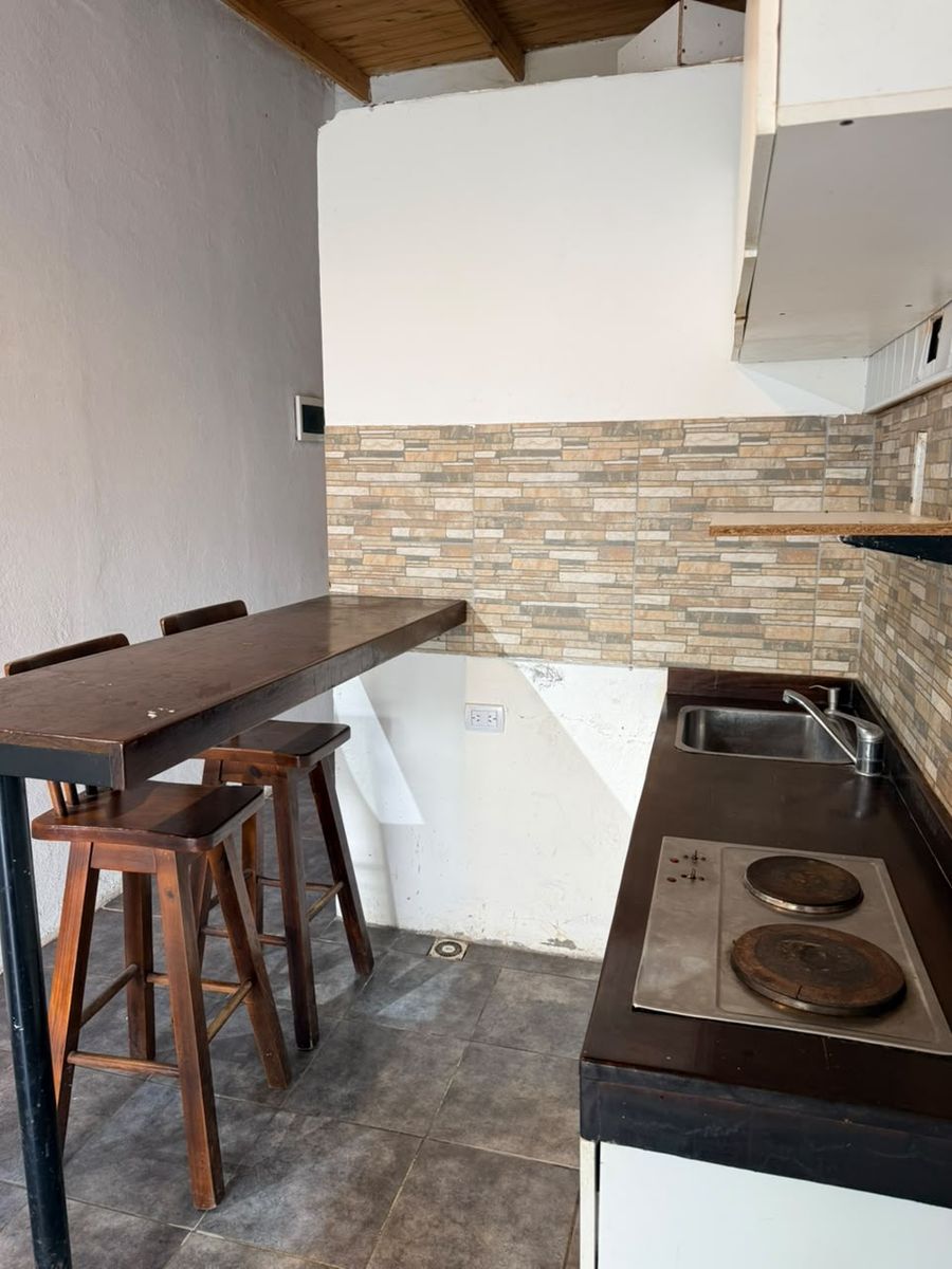 LOS TOLDOS 341 · Hurlingham — foto 5