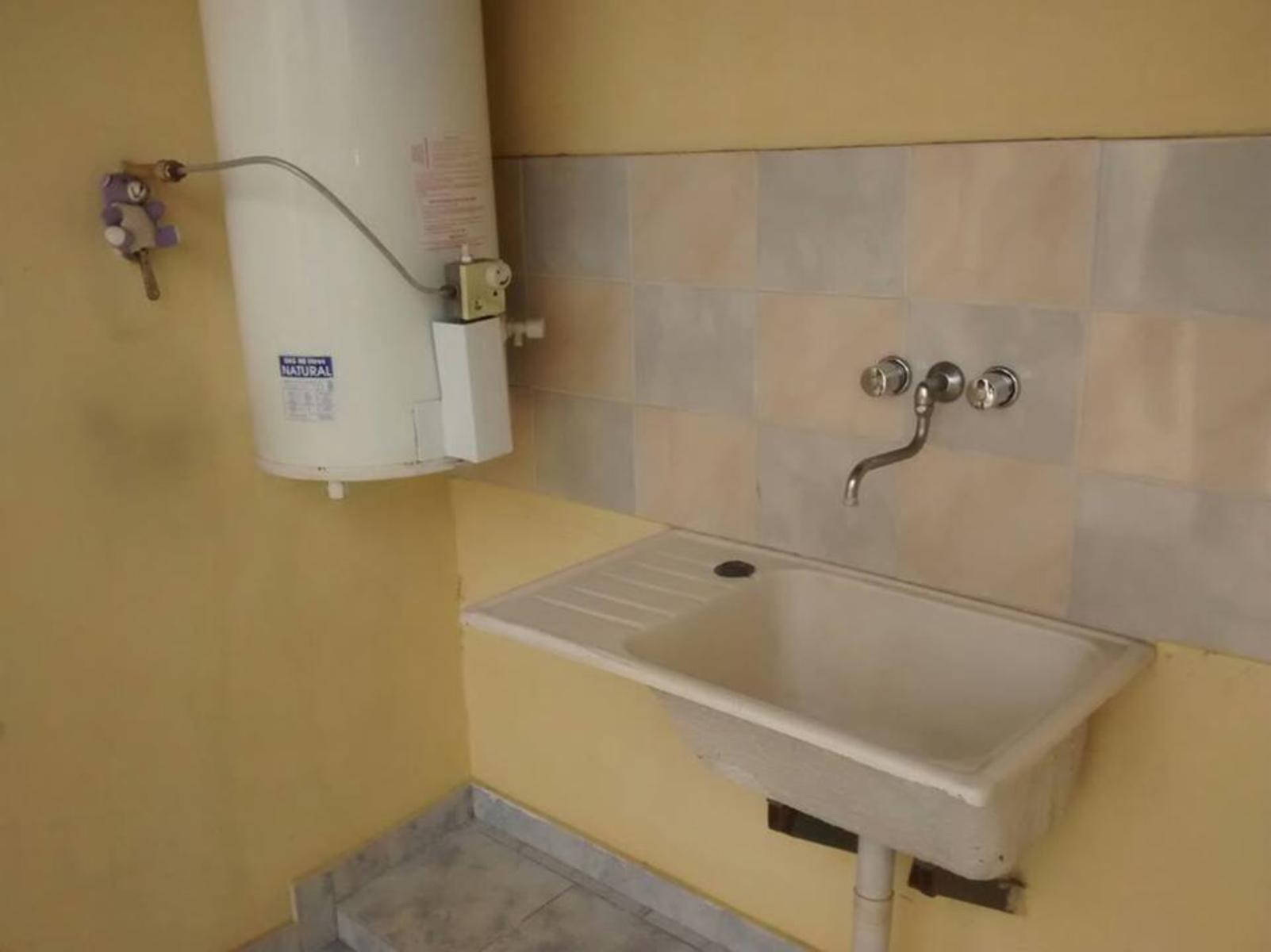 12 A Nº 400 · Berazategui — foto 3