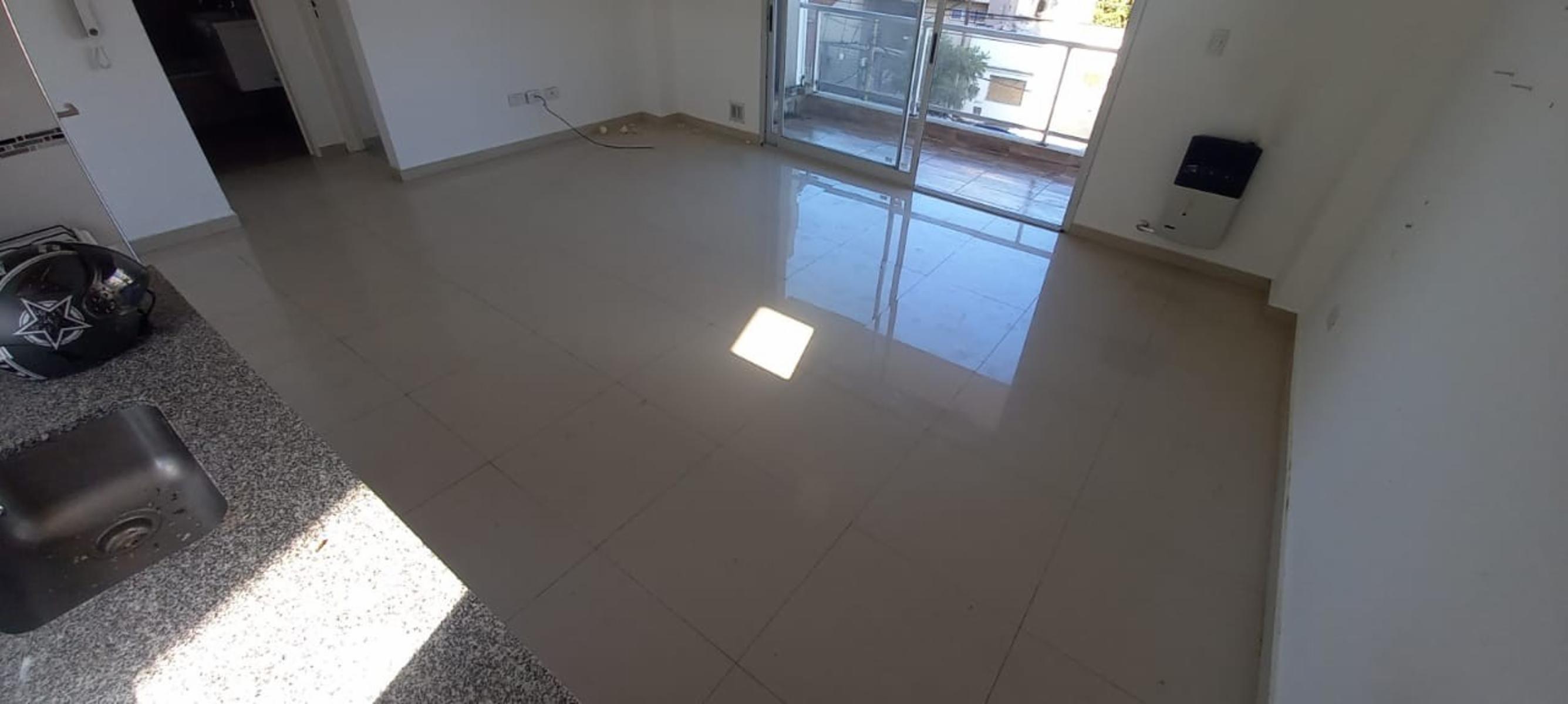 VICENTE LOPEZ 468 · Quilmes — foto 3