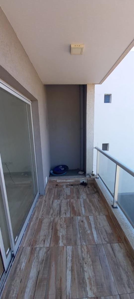 VICENTE LOPEZ 468 · Quilmes — foto 4