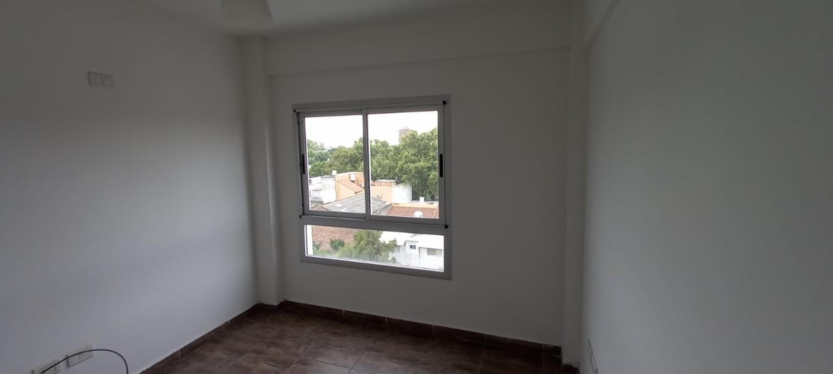VICENTE LOPEZ 468 · Quilmes — foto 81