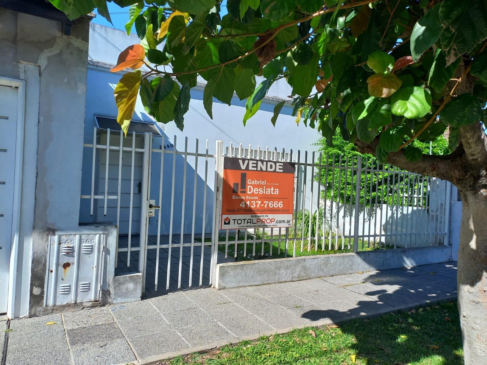 ANGELA DORREGO 2400 · Morón — foto 25