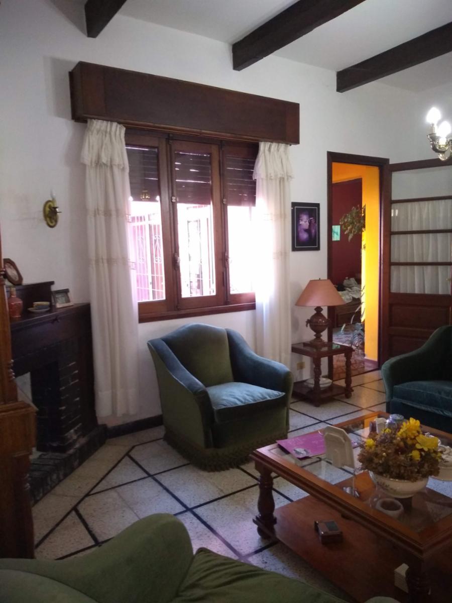 CASA RECICLADA CÉNTRICA LOBERIA · Lobería — foto 6