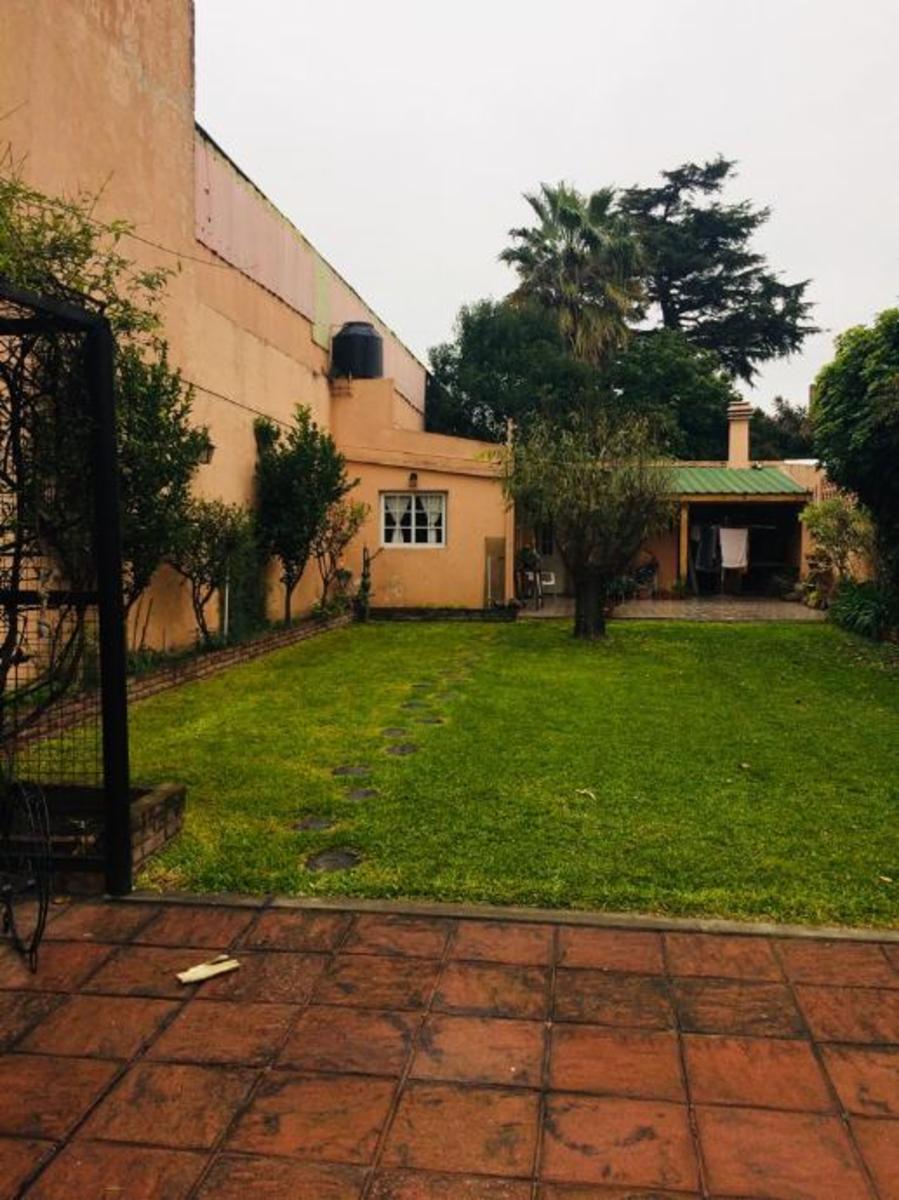 French 575 · Morón — foto 8