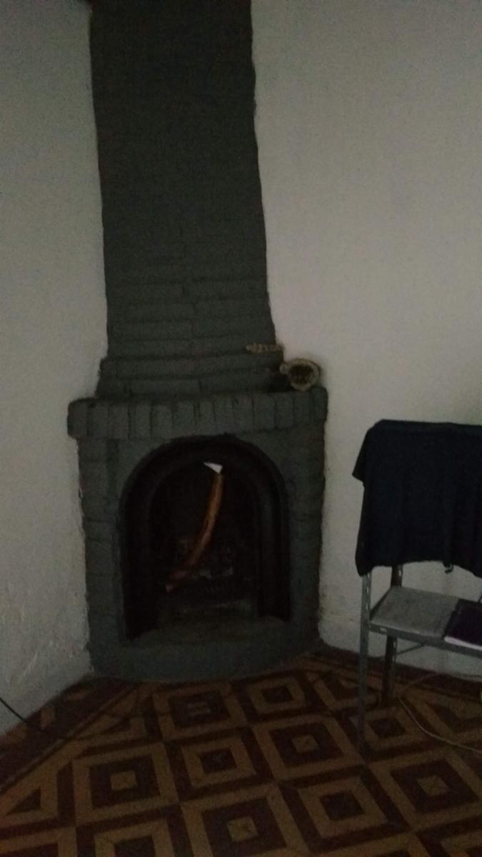 vivienda con local y departamento