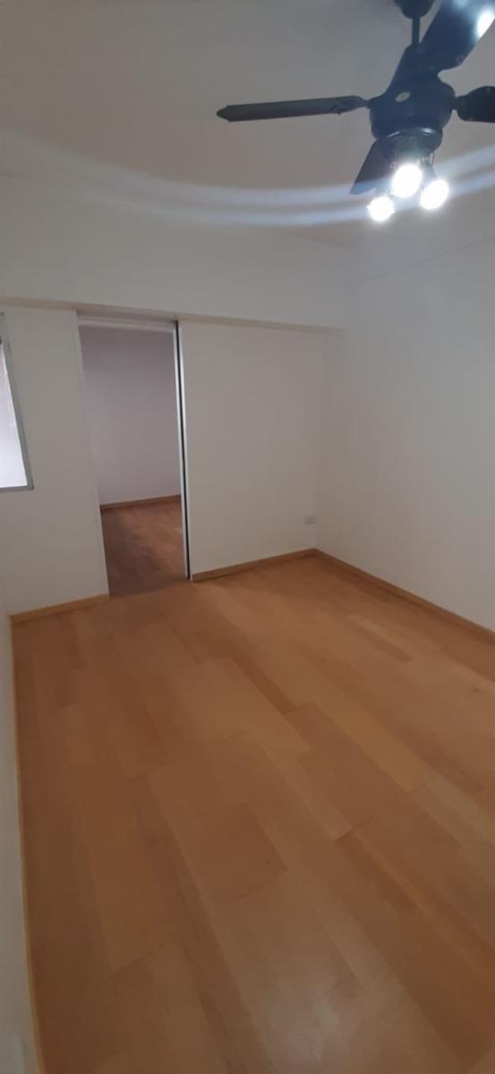 Los Pinos Casa 4 · Hurlingham — foto 8