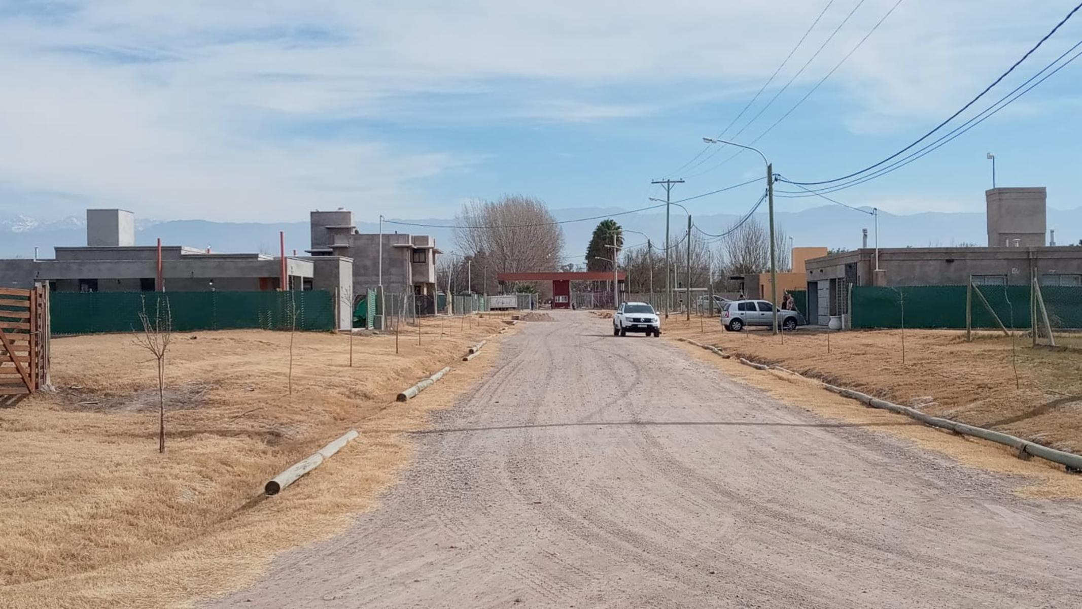 C.ALFONZO XII Y TIRASSO GUAYMALLÉN MENDOZA · Guaymallén — foto 15