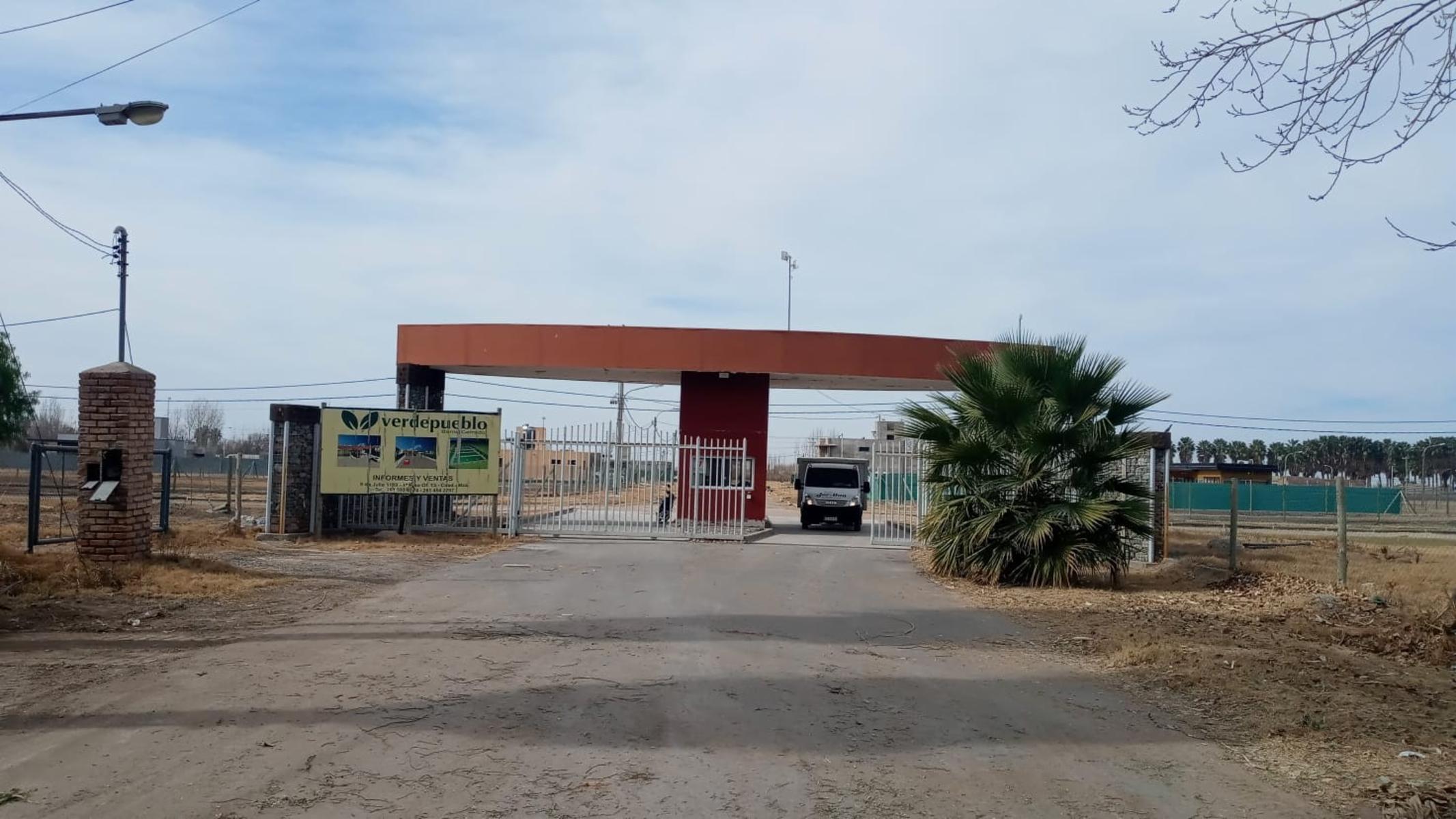 C.ALFONZO XII Y TIRASSO GUAYMALLÉN MENDOZA · Guaymallén — foto 4