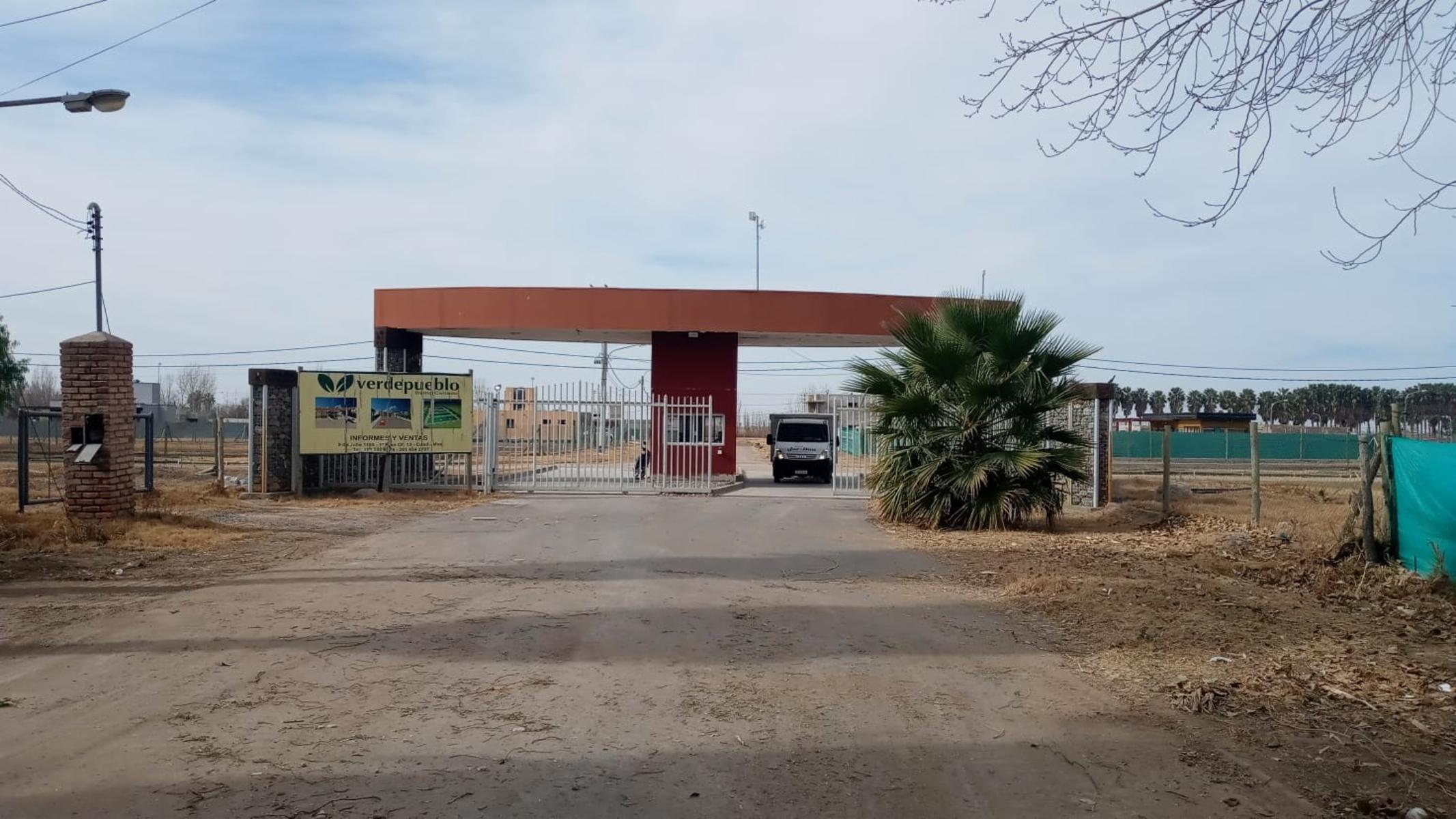 C.ALFONZO XII Y TIRASSO GUAYMALLÉN MENDOZA · Guaymallén — foto 10