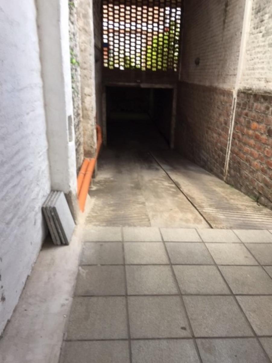 BELGRANO 1811 · Lomas De Zamora — foto 3