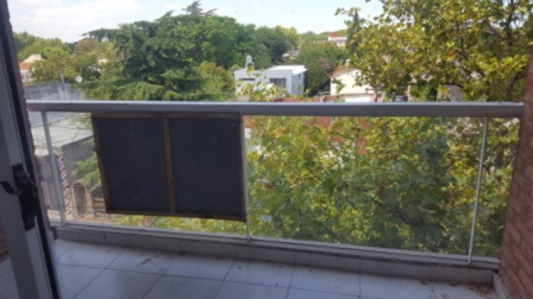 Mitre 2213 3° A · Almirante Brown — foto 6