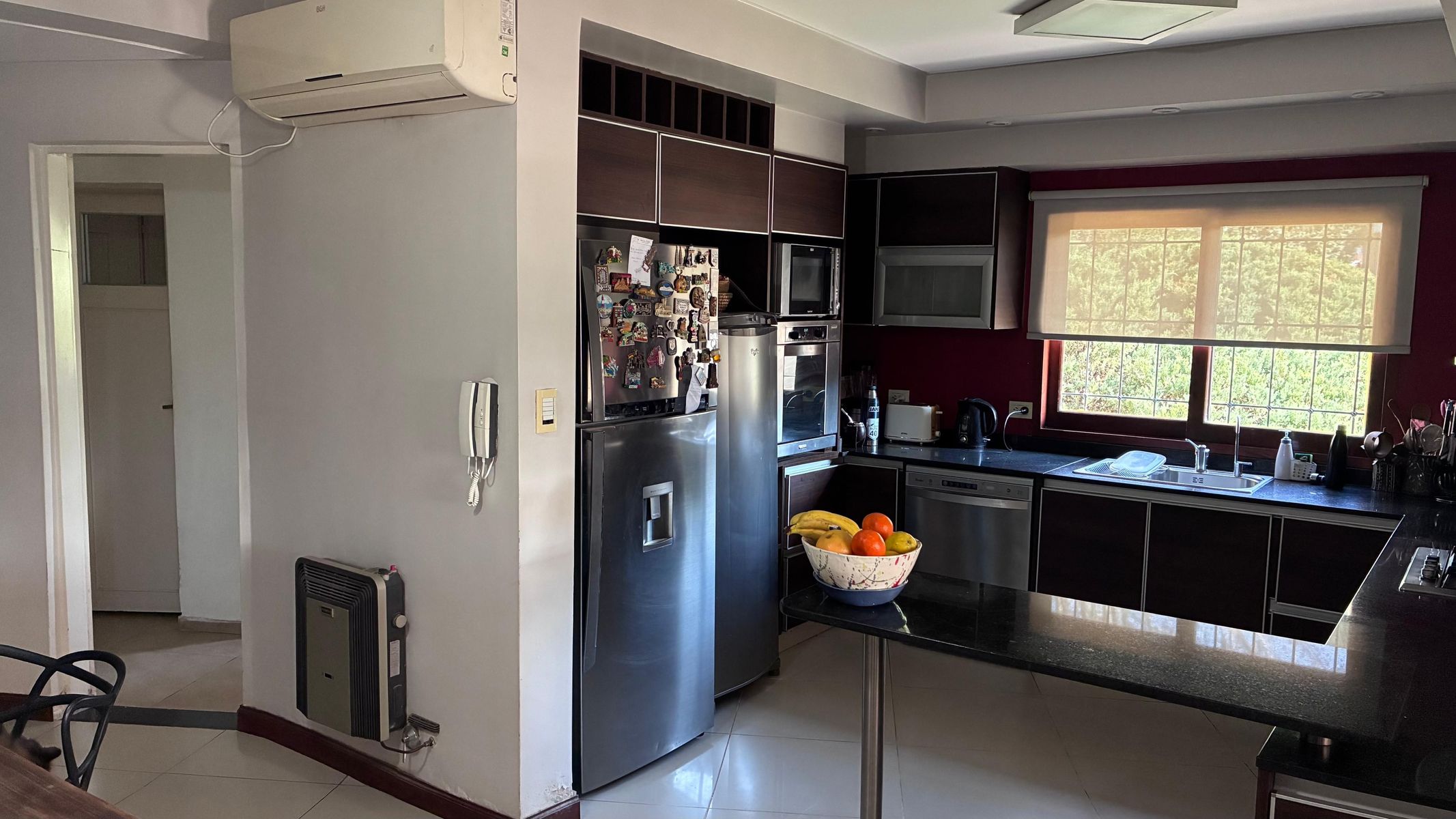 EN VENTA CASA DE 4 DORMITORIOS CON PILETA EN YERBA BUENA · Yerba Buena — foto 6
