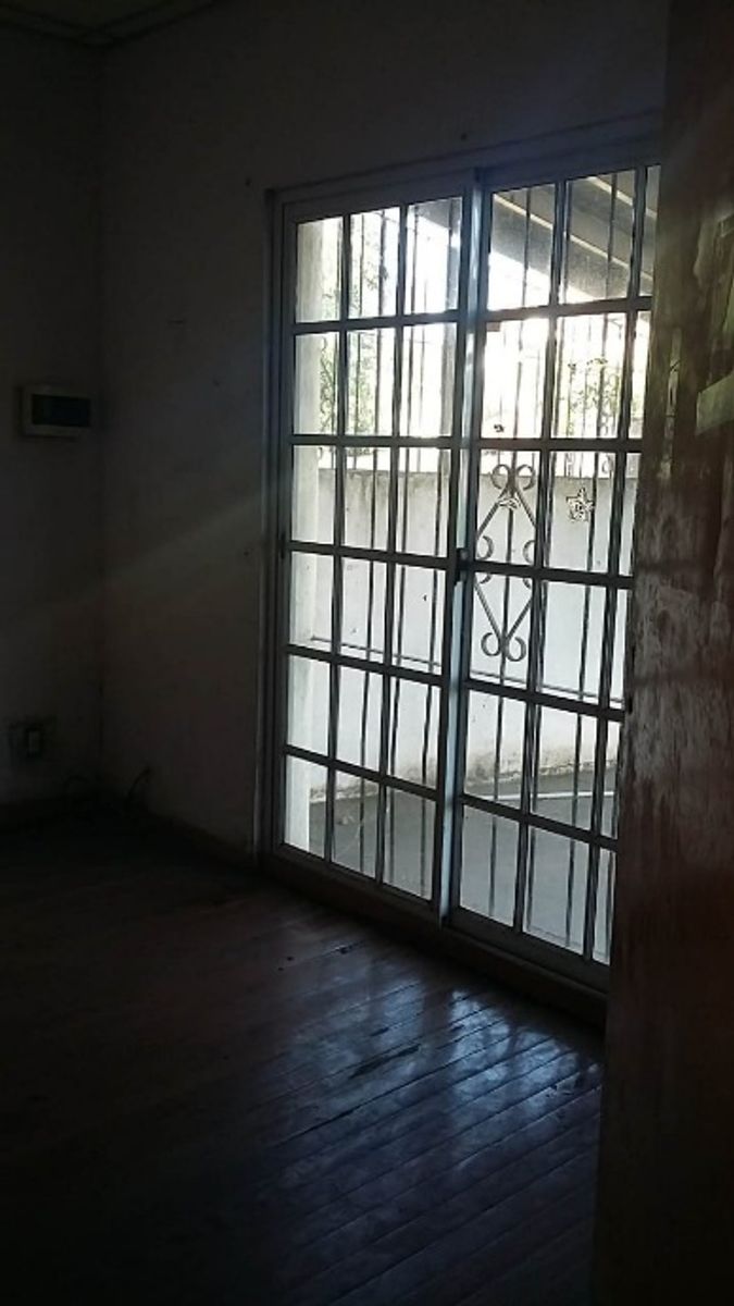 Belgrano 962 · Morón — foto 5