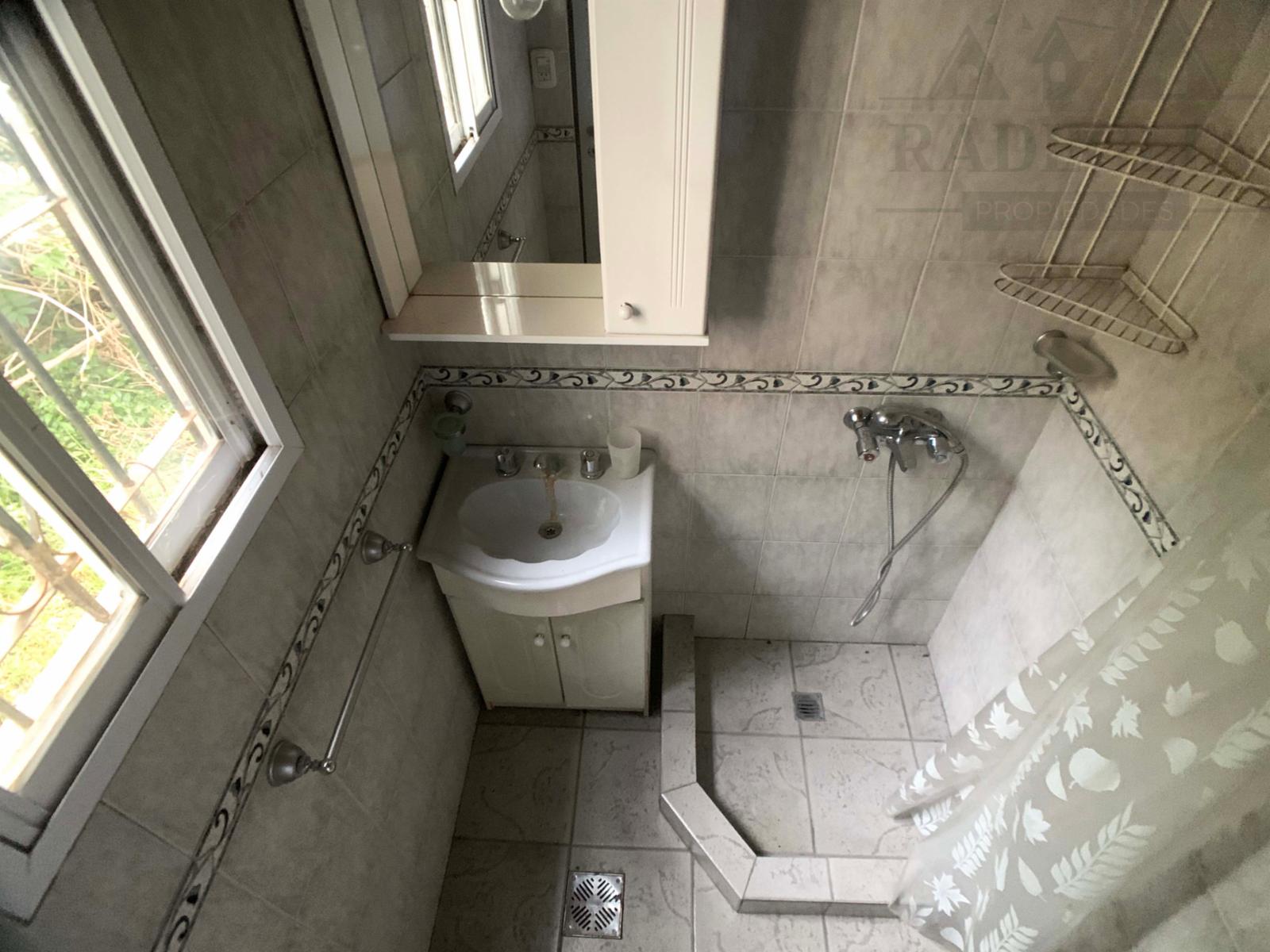 Carlos Diehl 2050 - Longchamps · Almirante Brown — foto 12