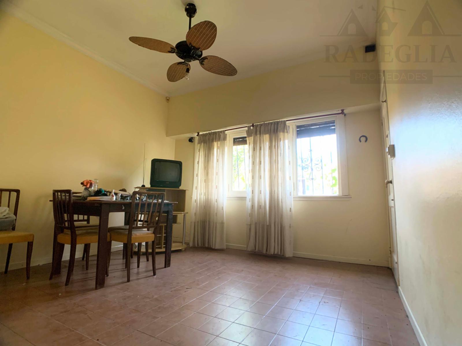 Carlos Diehl 2050 - Longchamps · Almirante Brown — foto 3