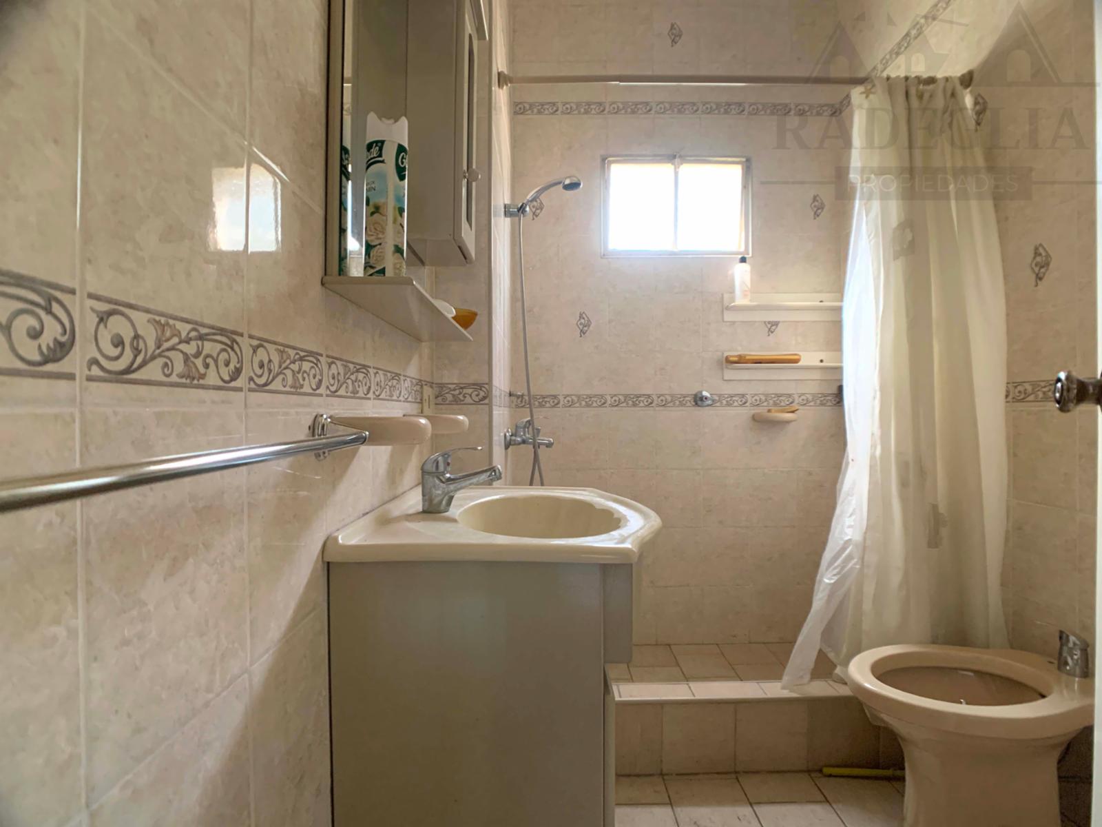 Carlos Diehl 2050 - Longchamps · Almirante Brown — foto 7