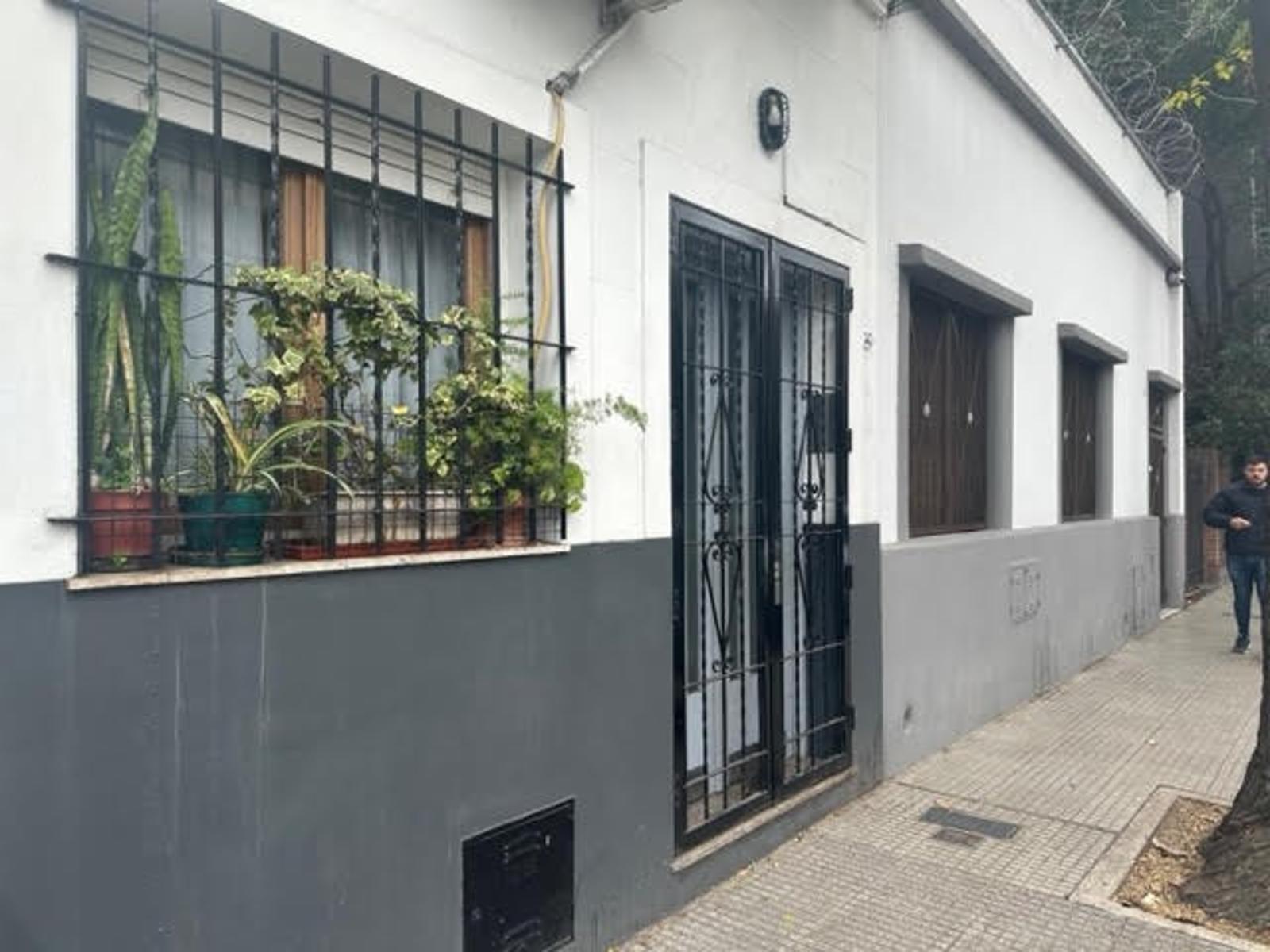 AZARA 380 · Barracas — foto 3