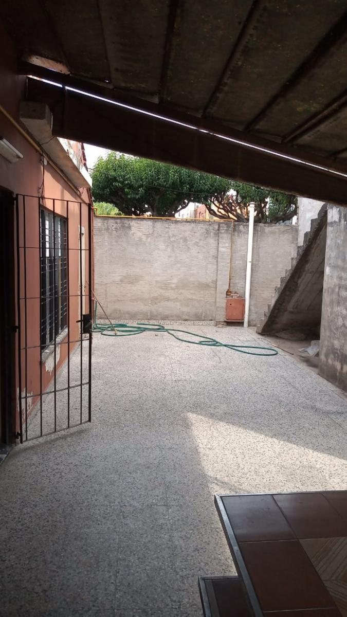 SANTA TERESA 3601 · Morón — foto 24