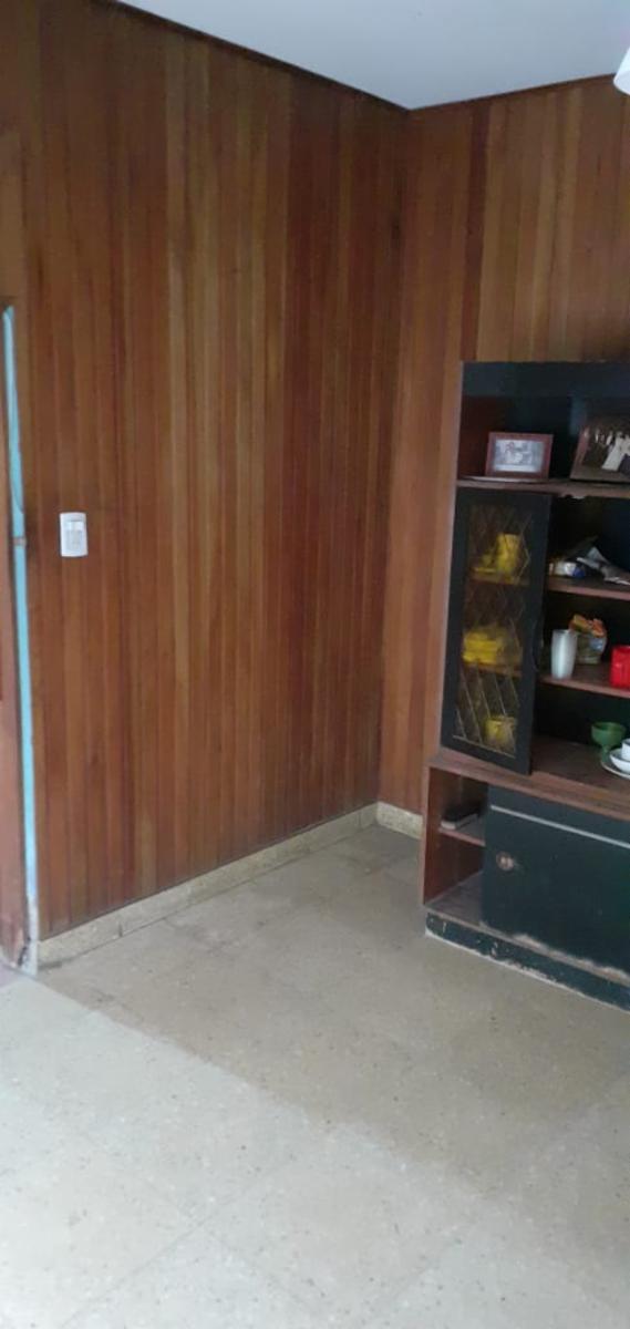 SANTA TERESA 3601 · Morón — foto 32
