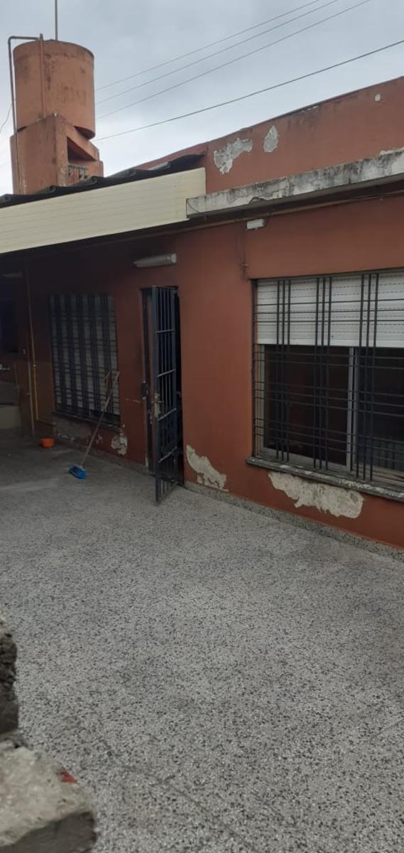 SANTA TERESA 3601 · Morón — foto 9
