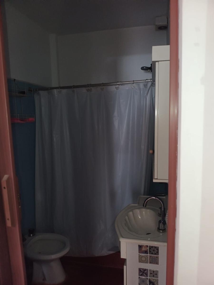 PEGUY 1167 · Morón — foto 3