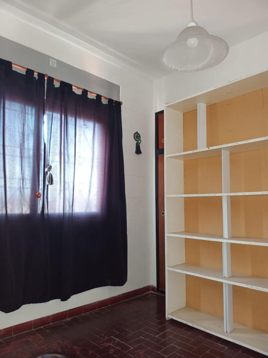 PEGUY 1167 · Morón — foto 4