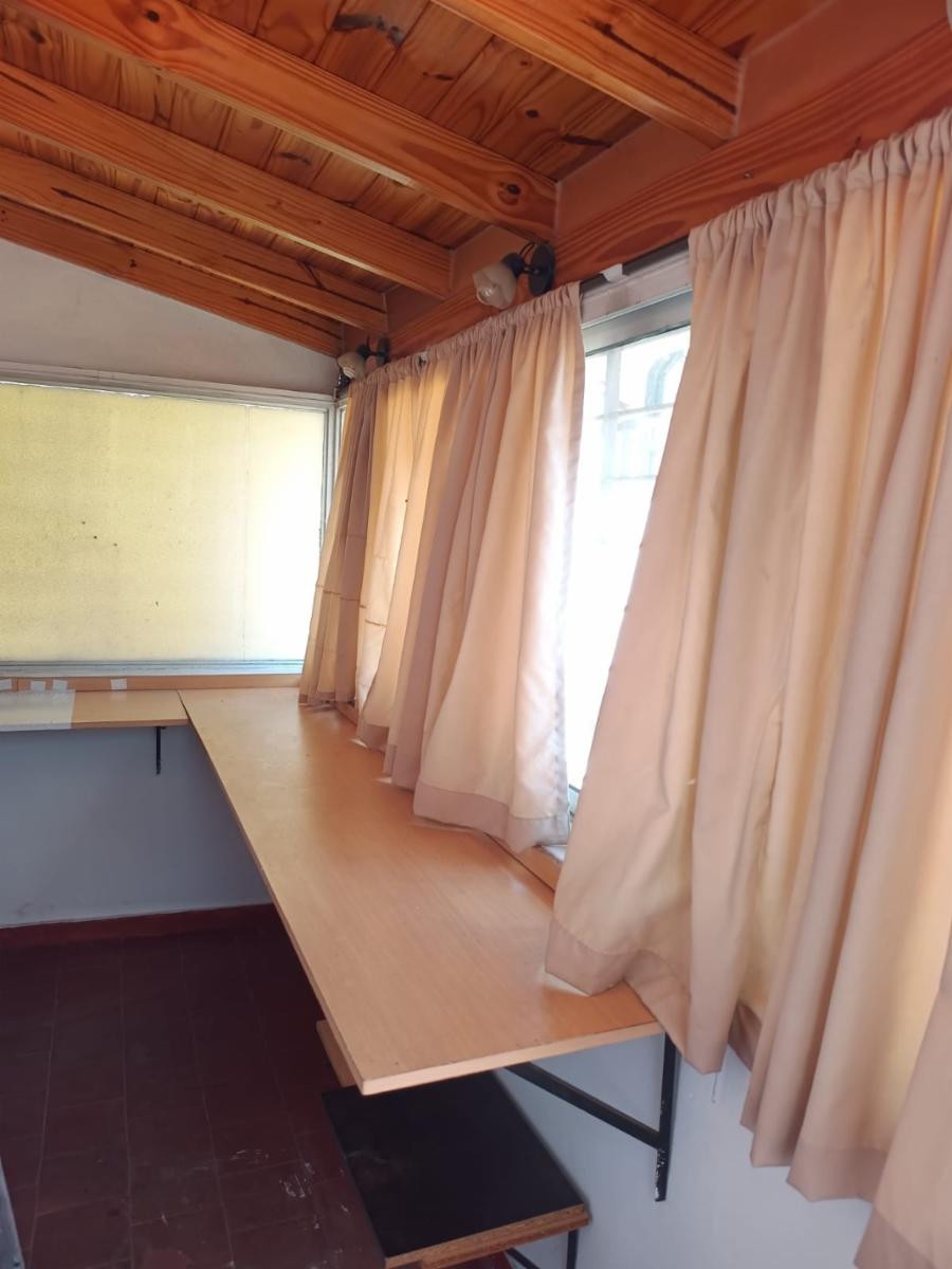 PEGUY 1167 · Morón — foto 5