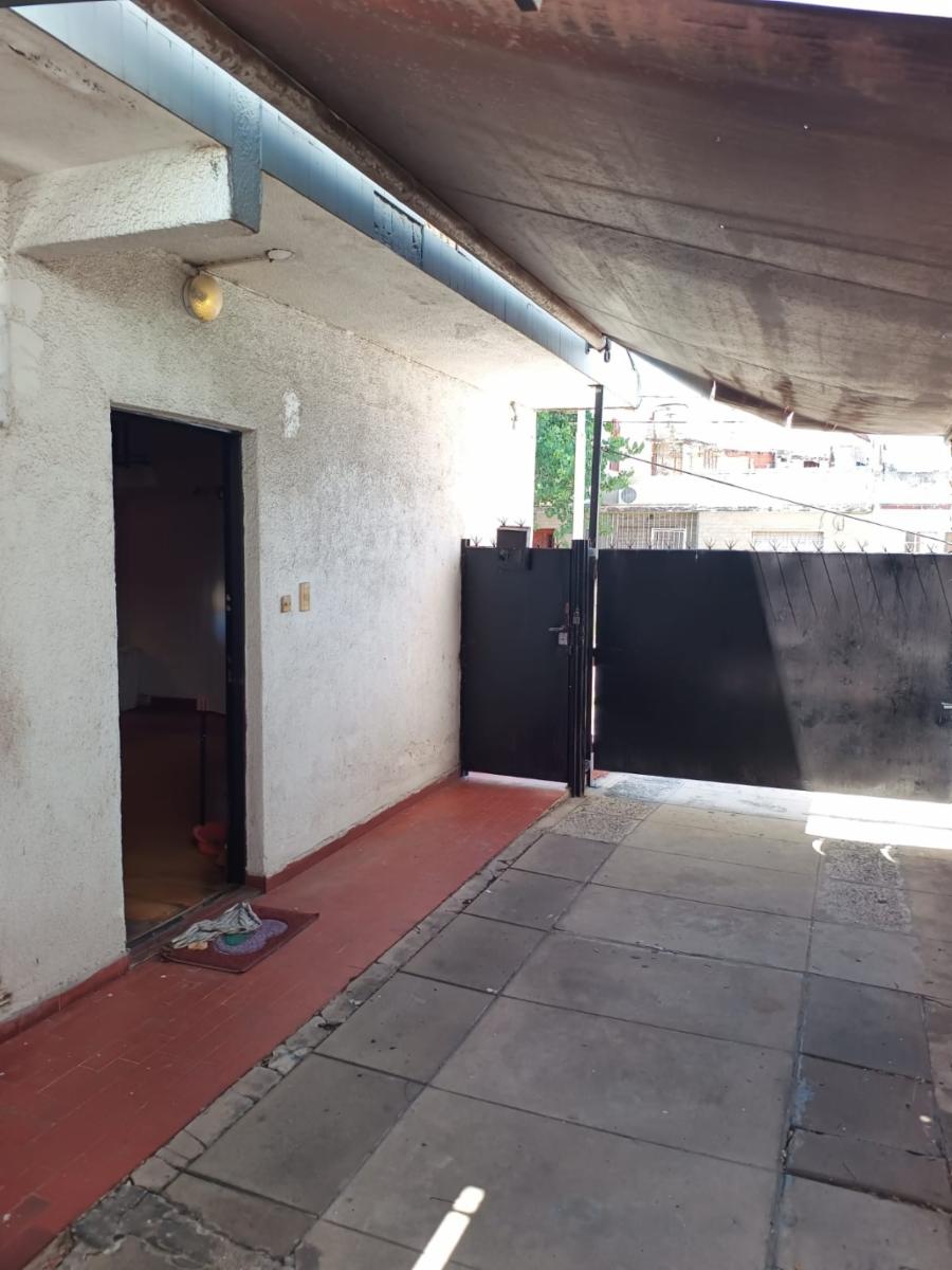 PEGUY 1167 · Morón — foto 8