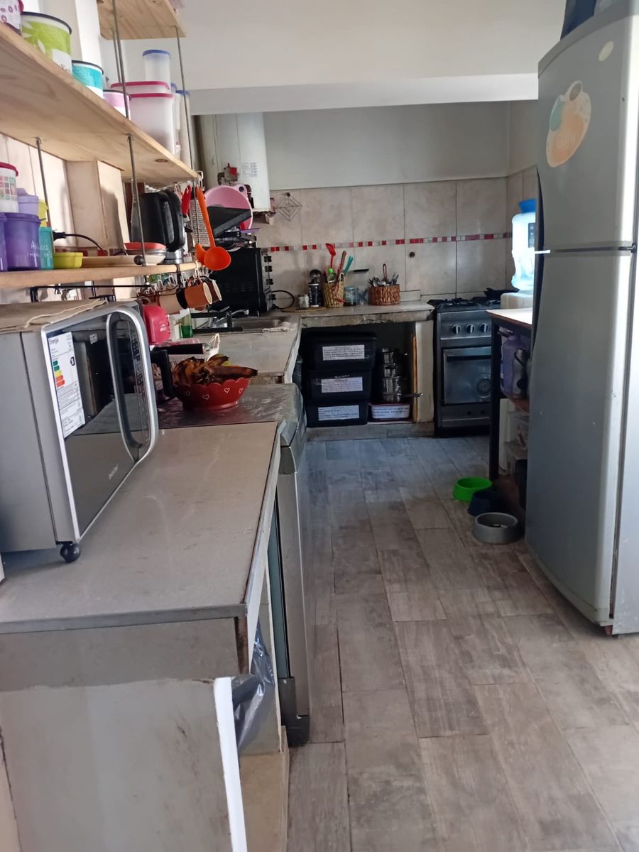Sarmiento 300 · Escobar — foto 3