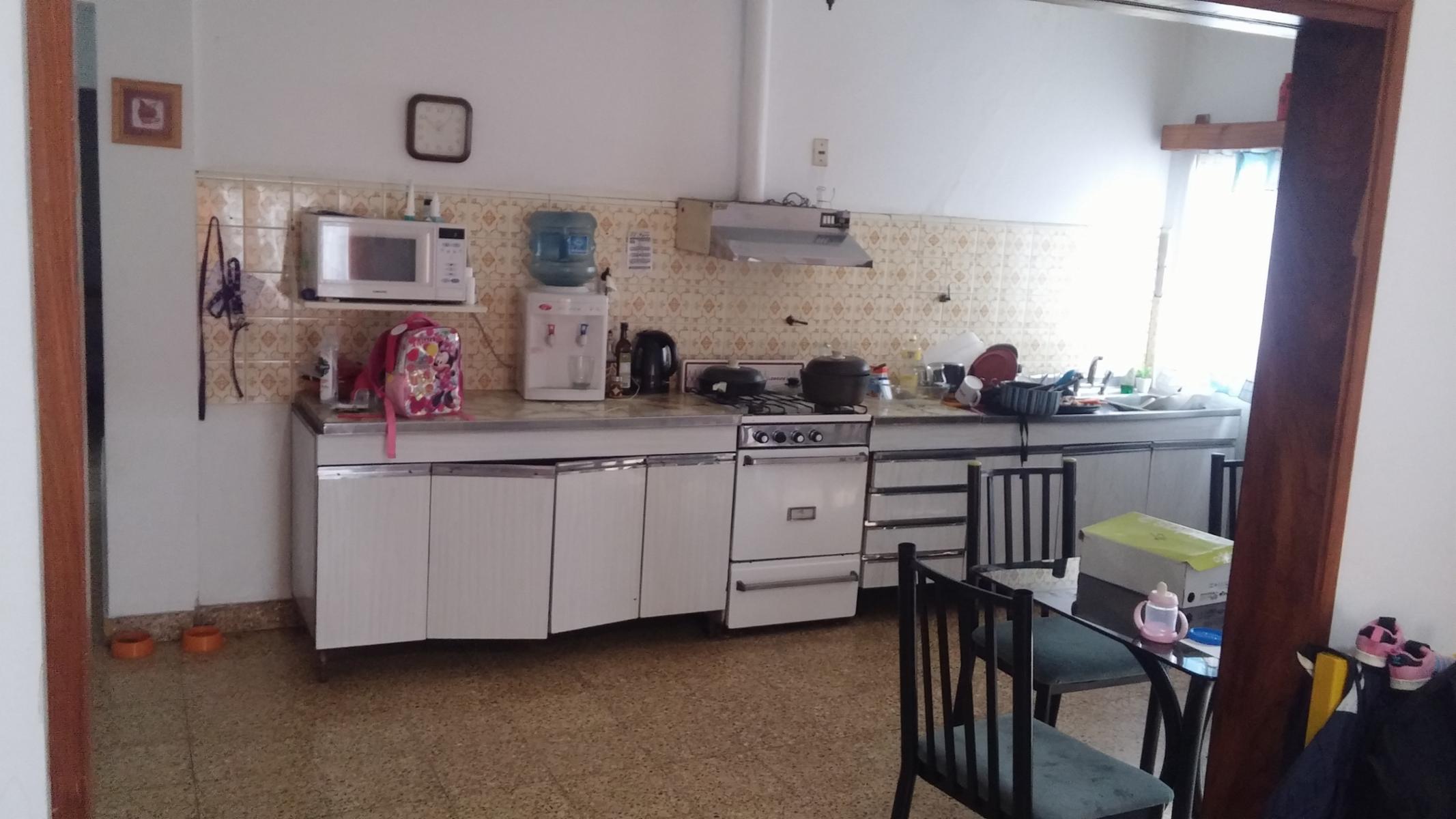 San Antonio de Areco 915 · Morón — foto 8