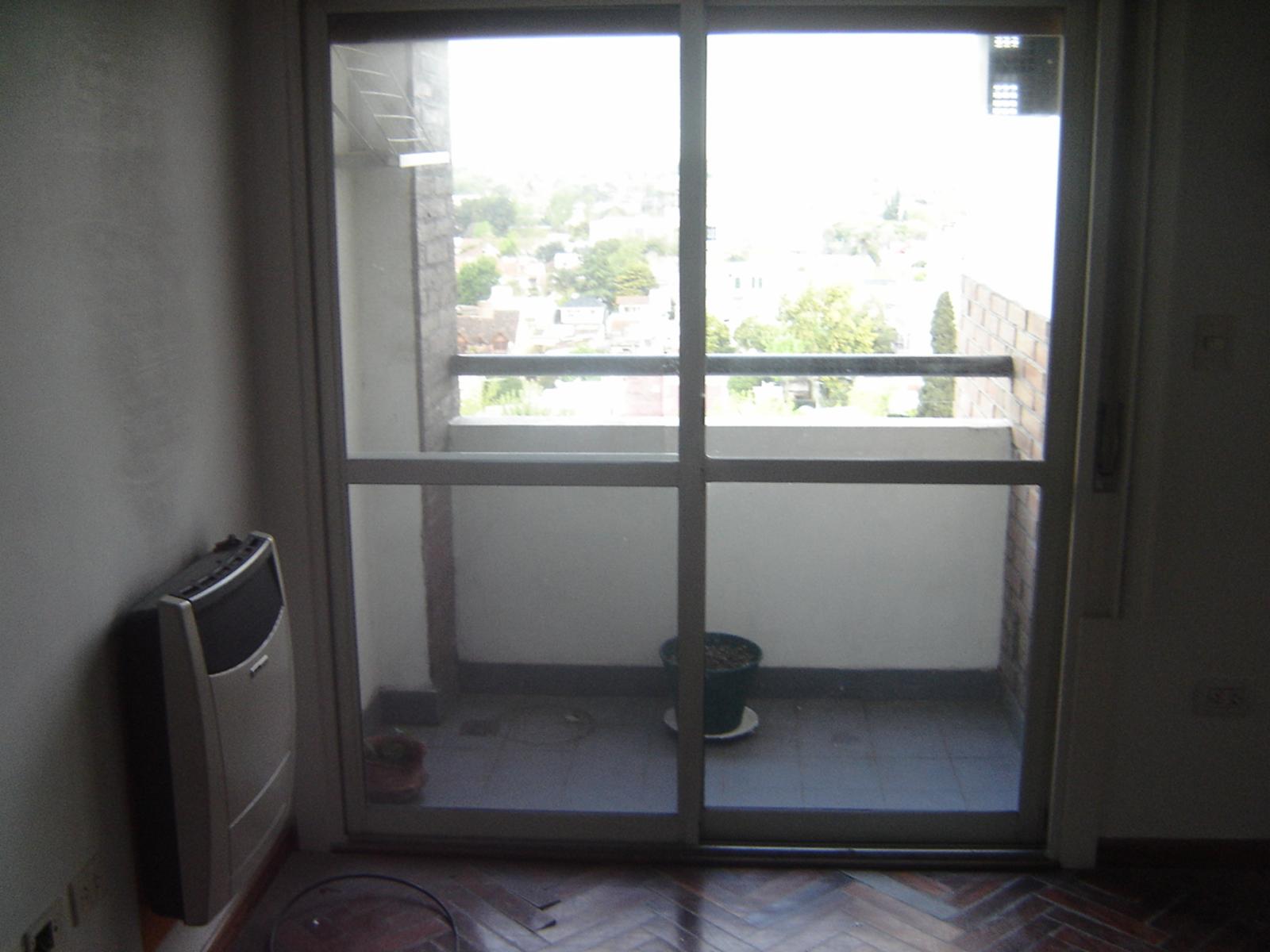 25 DE MAYO 275  SEMIPISO CON COCHERA EXCELENTE UBICACION APTO CREDITO · Lomas De Zamora — foto 9