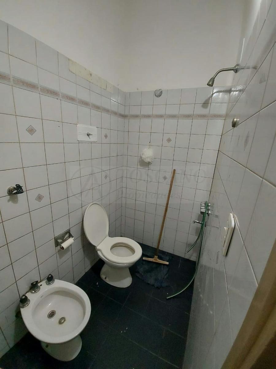 LUCHTER  7400 · Liniers — foto 4