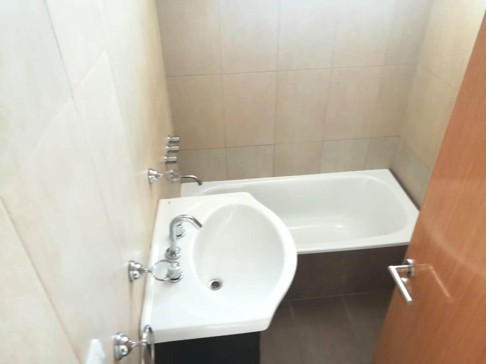 Santa Fe 600 · Morón — foto 6