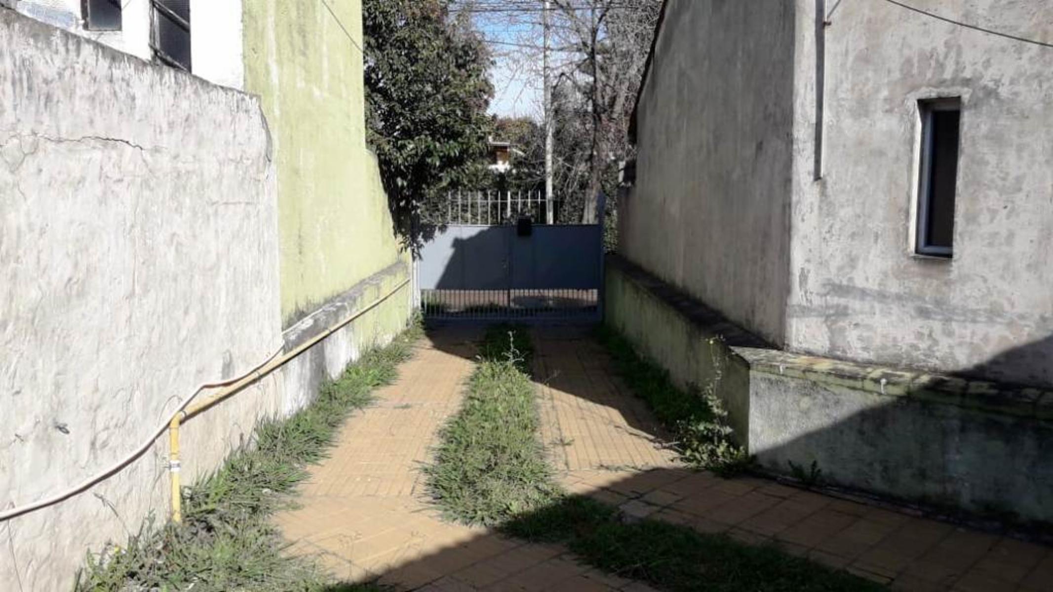 SAN ISIDRO 1290 · Lomas De Zamora — foto 21